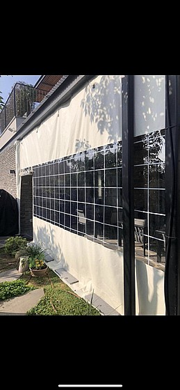 ����� ����