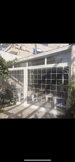 ����� ����